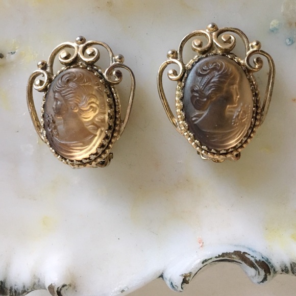 Whiting & Davis Jewelry - Whiting & Davis Vintage Signed Cameo Clip Earrings Whiting & Davis Jewelry - Whiting & Davis Vintage Signed Cameo Clip Earrings